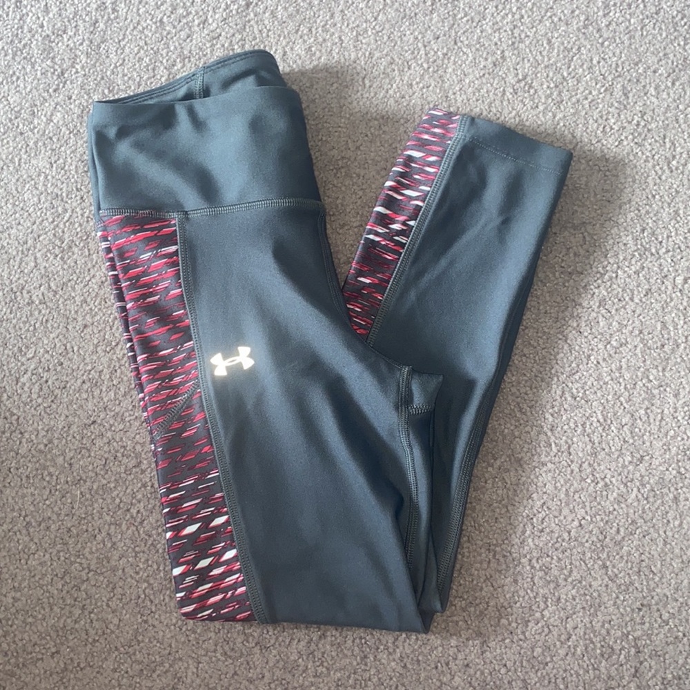 Women’s Under Armour Cropped Leggings - XS